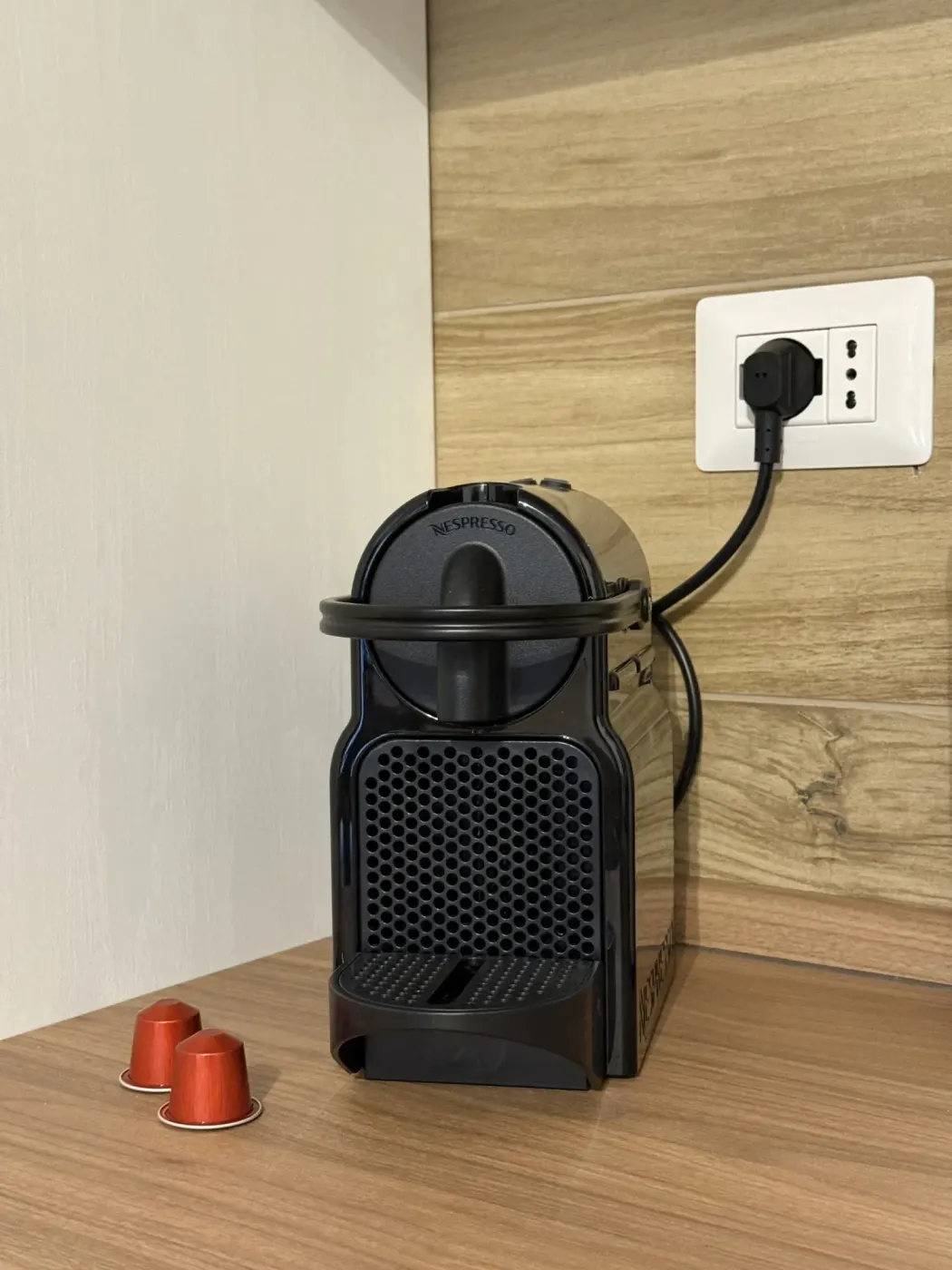 Macchina del caffè Nespresso in cucina